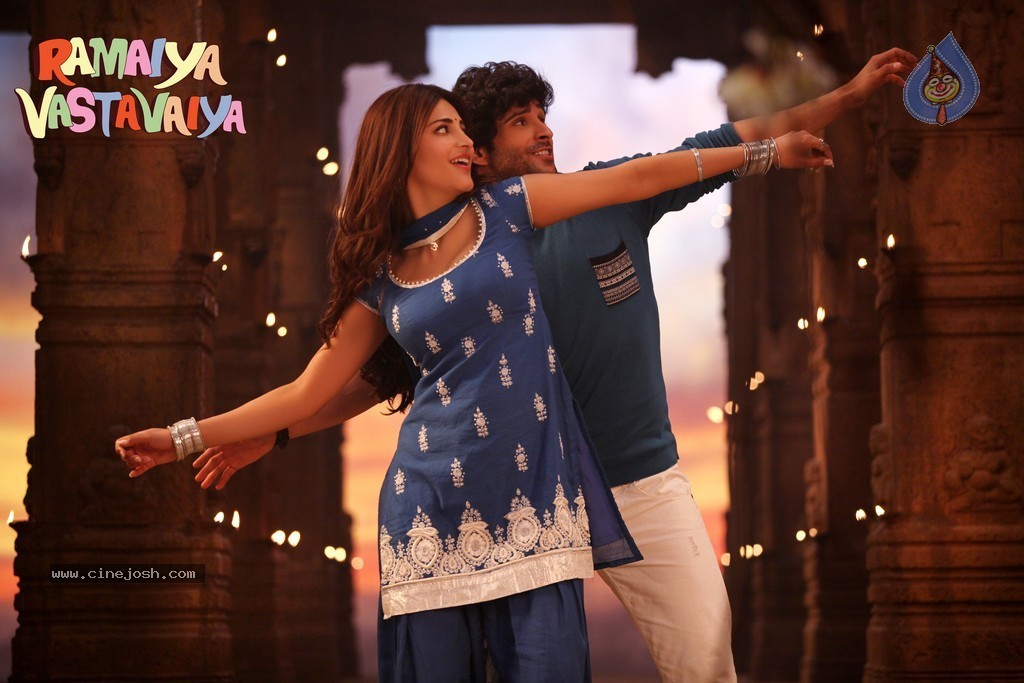 Ramaiya Vastavaiya Stills n Posters - 124 / 283 photos