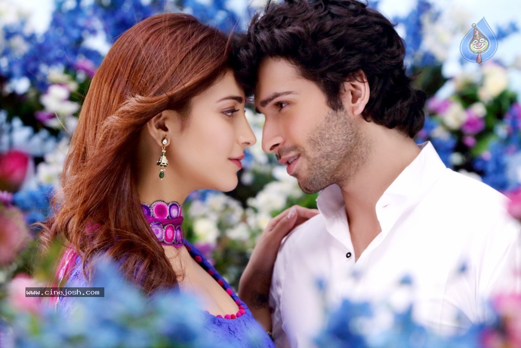 Ramaiya Vastavaiya Stills n Posters - 156 / 283 photos