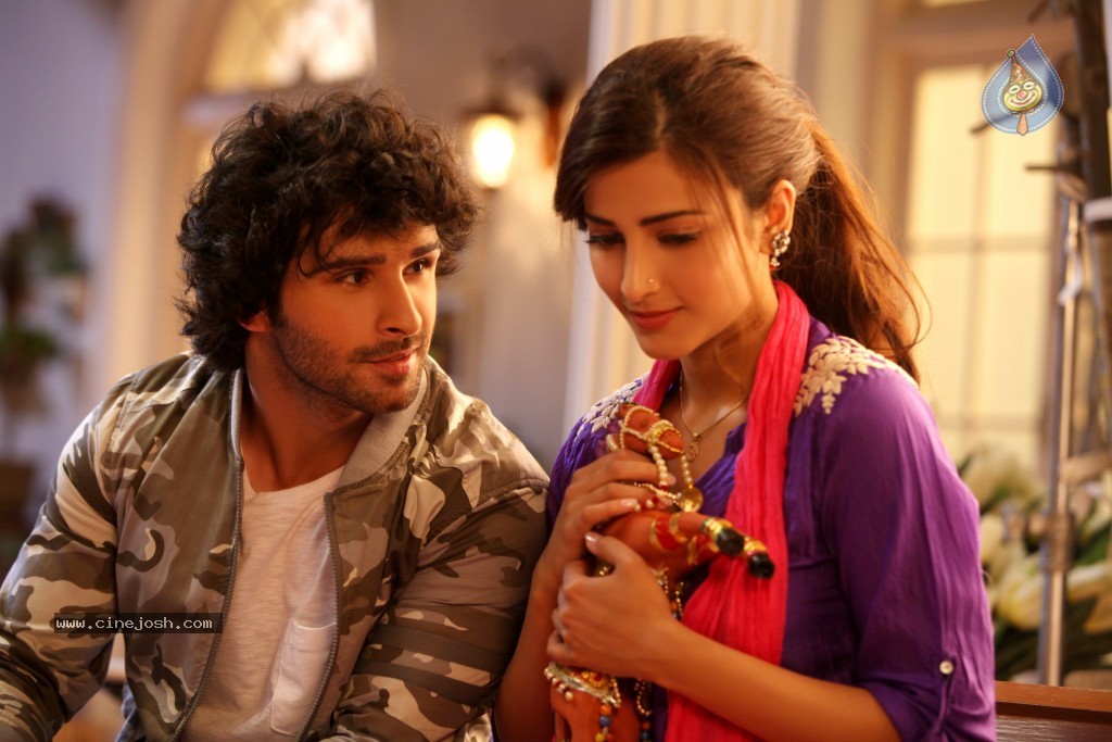 Ramaiya Vastavaiya Stills n Posters - 164 / 283 photos