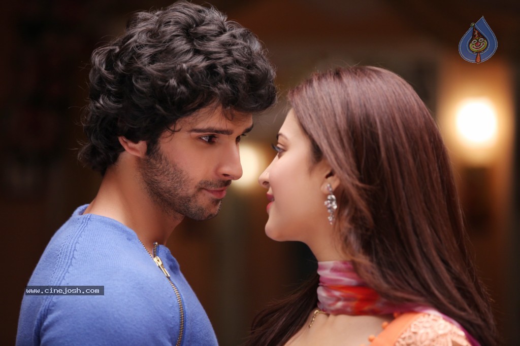 Ramaiya Vastavaiya Stills n Posters - 171 / 283 photos