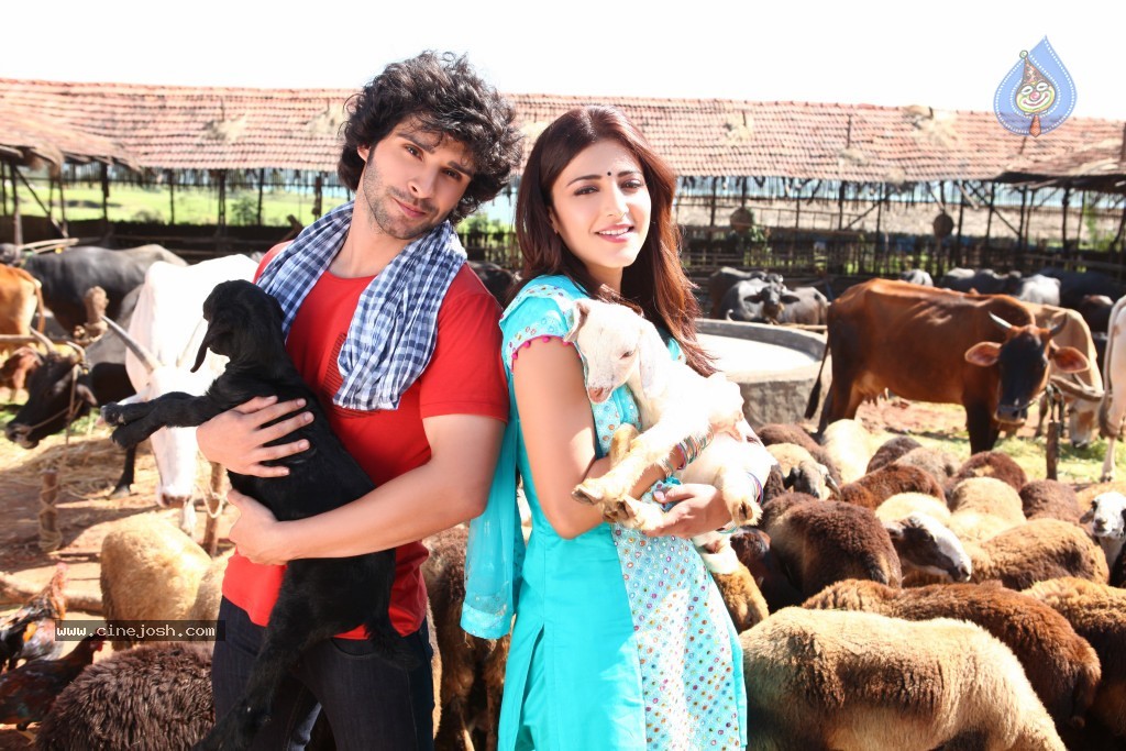 Ramaiya Vastavaiya Stills n Posters - 190 / 283 photos