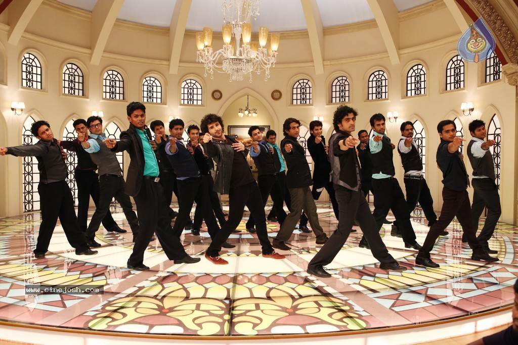 Ramaiya Vastavaiya Stills n Posters - 191 / 283 photos