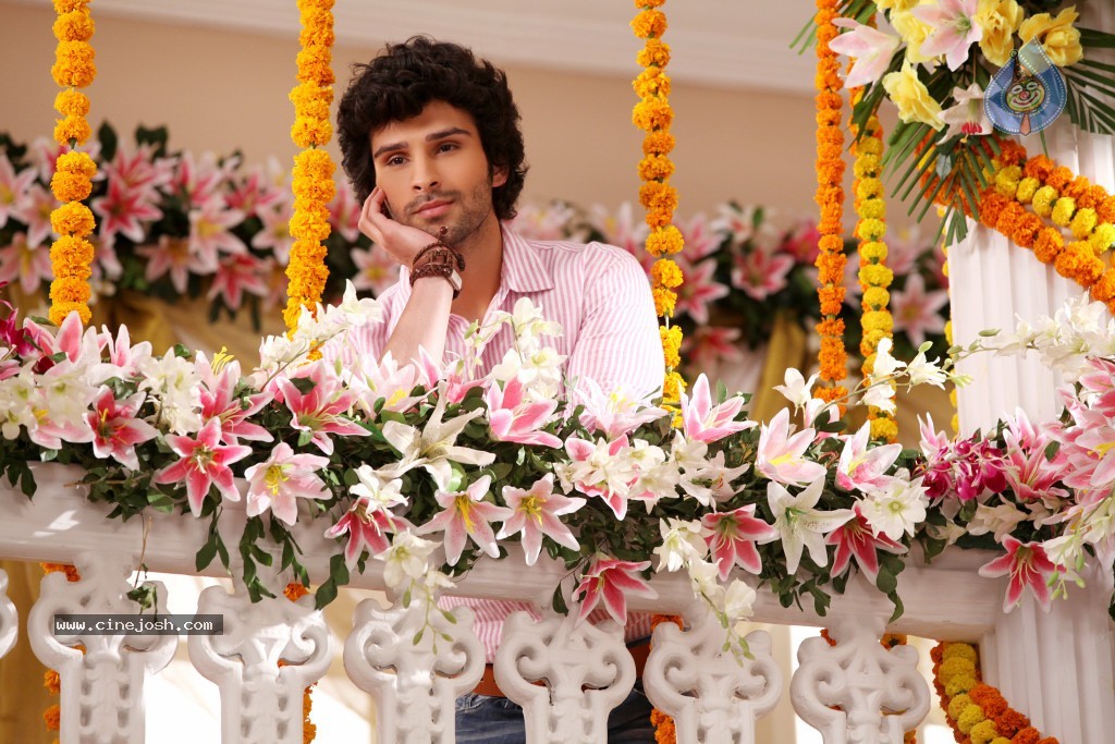 Ramaiya Vastavaiya Stills n Posters - 192 / 283 photos