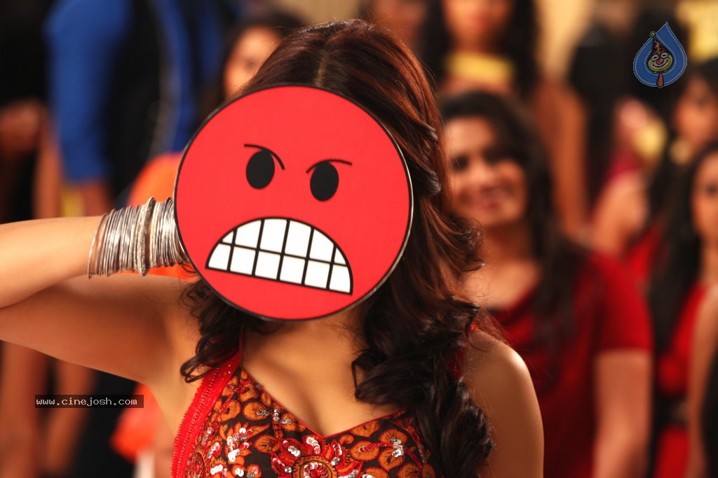 Ramaiya Vastavaiya Stills n Posters - 210 / 283 photos