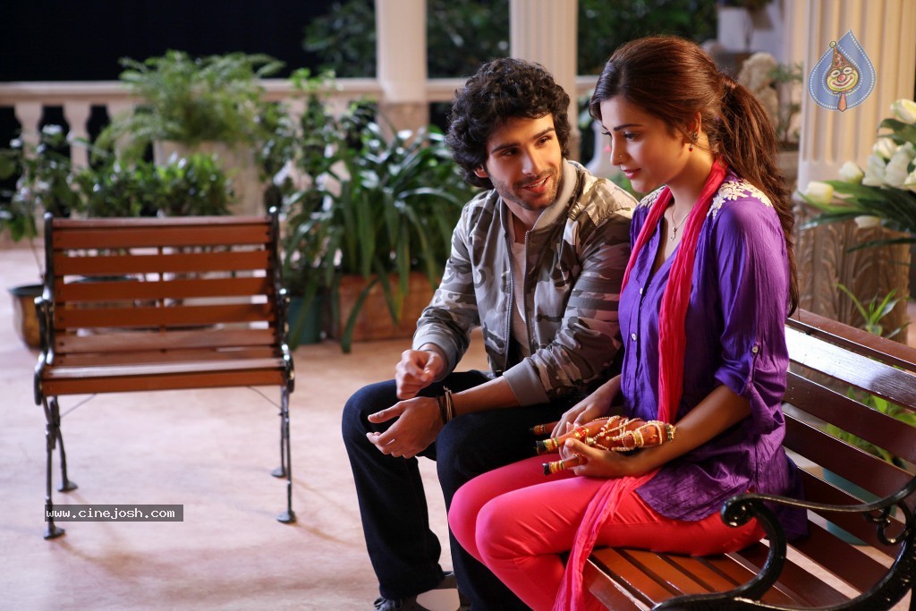 Ramaiya Vastavaiya Stills n Posters - 213 / 283 photos