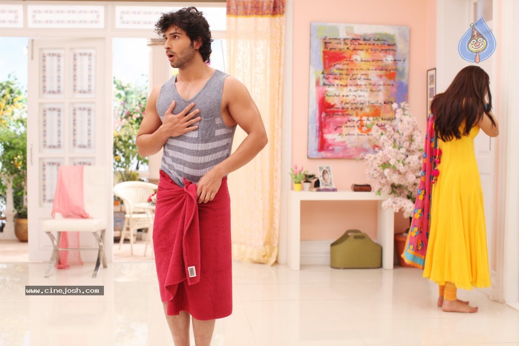 Ramaiya Vastavaiya Stills n Posters - 218 / 283 photos