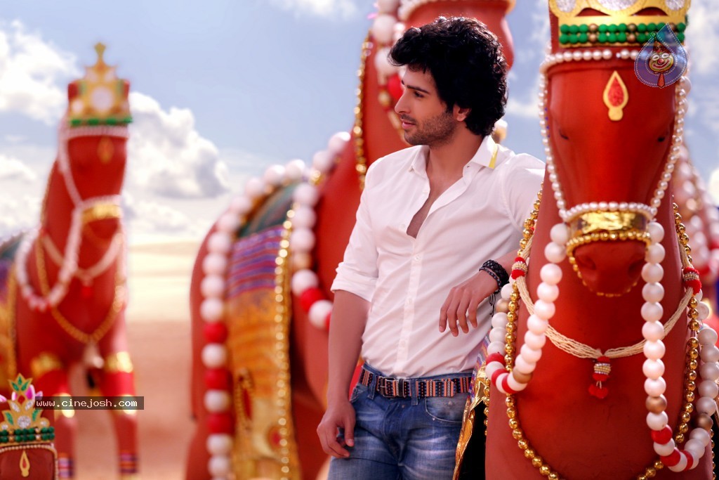 Ramaiya Vastavaiya Stills n Posters - 228 / 283 photos