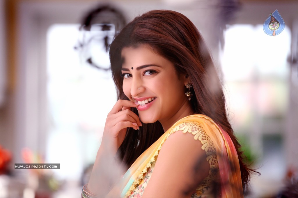 Ramaiya Vastavaiya Stills n Posters - 260 / 283 photos