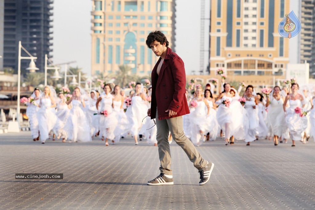 Ramaiya Vastavaiya Stills n Posters - 270 / 283 photos