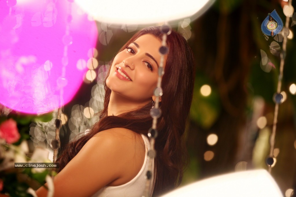 Ramaiya Vastavaiya Stills n Posters - 278 / 283 photos