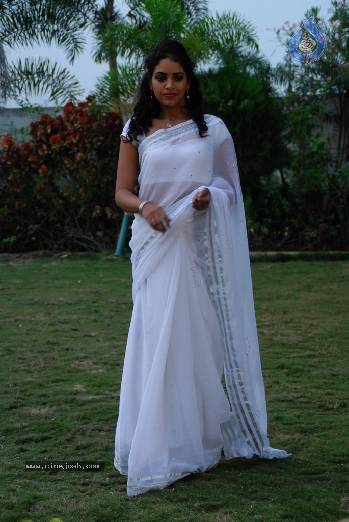 Ramudu Manchi Baludu Movie New Stills - 127 / 150 photos