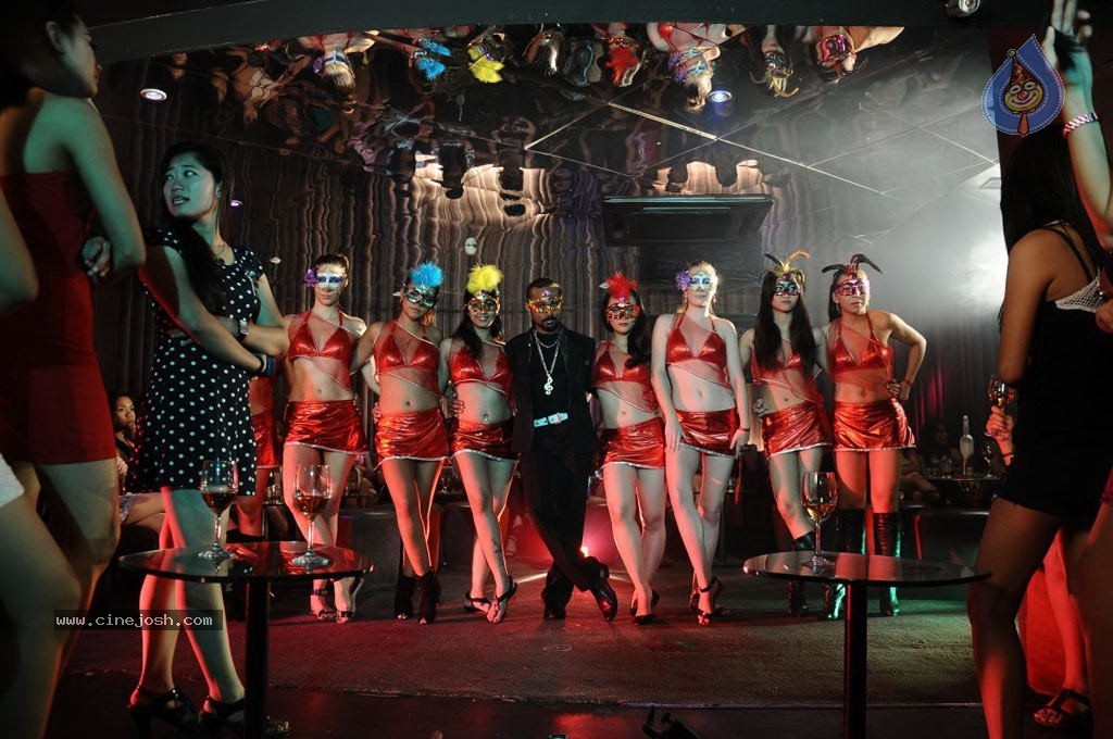 Ranam Tamil Movie New Stills - 24 / 52 photos