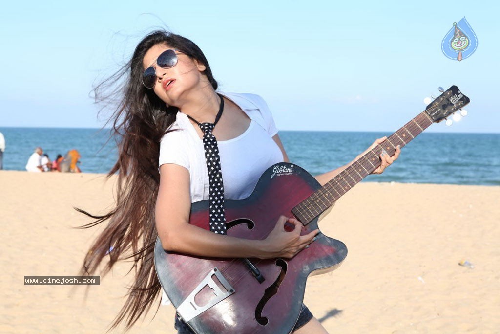 Ranam Tamil Movie New Stills - 34 / 52 photos