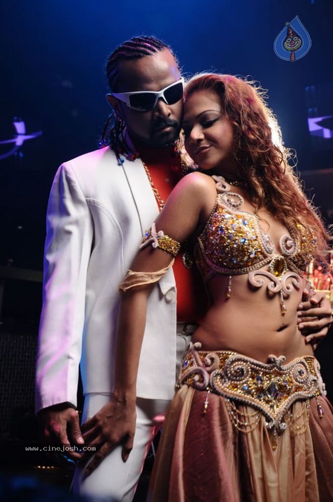 Ranam Tamil Movie New Stills - 37 / 52 photos