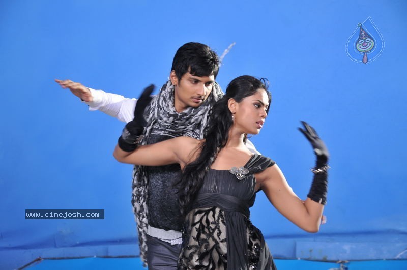 Rangam Movie Stills - 18 / 26 photos