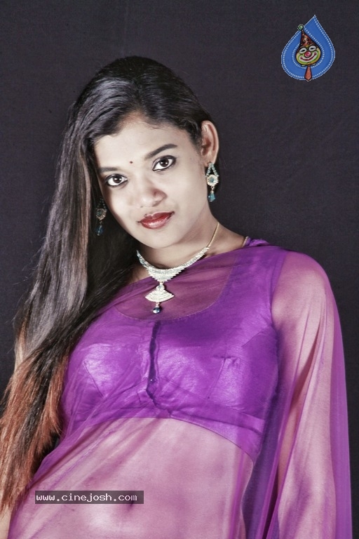 Rangeela Movie Stills And Posters - 6 / 44 photos