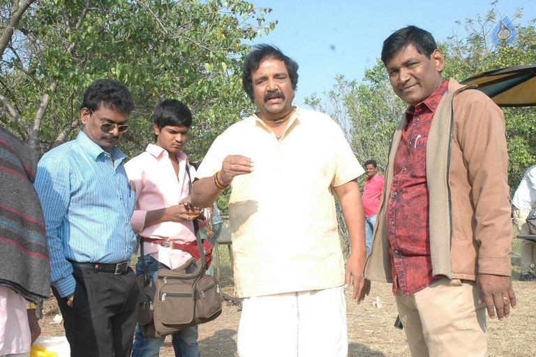 Rani Gari Bangla New Photos - 1 / 10 photos