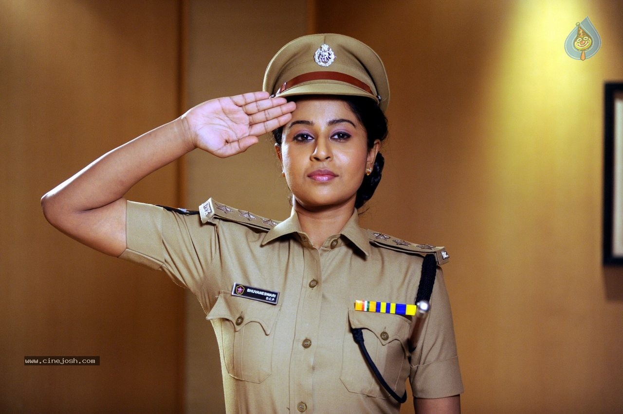 Red Alert Movie Gallery - 60 / 62 photos