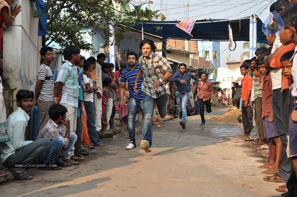 Red Alert Movie Stills - 37 / 39 photos