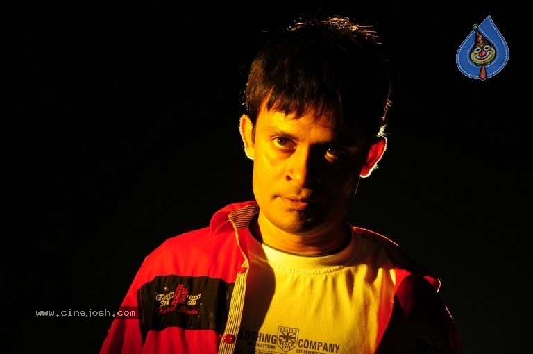 Red Mirchi Movie Stills - 14 / 36 photos