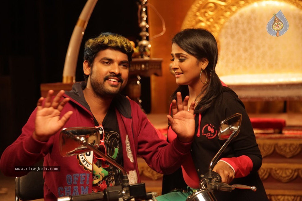 Rendavathu Padam Tamil Movie New Stills - 13 / 54 photos