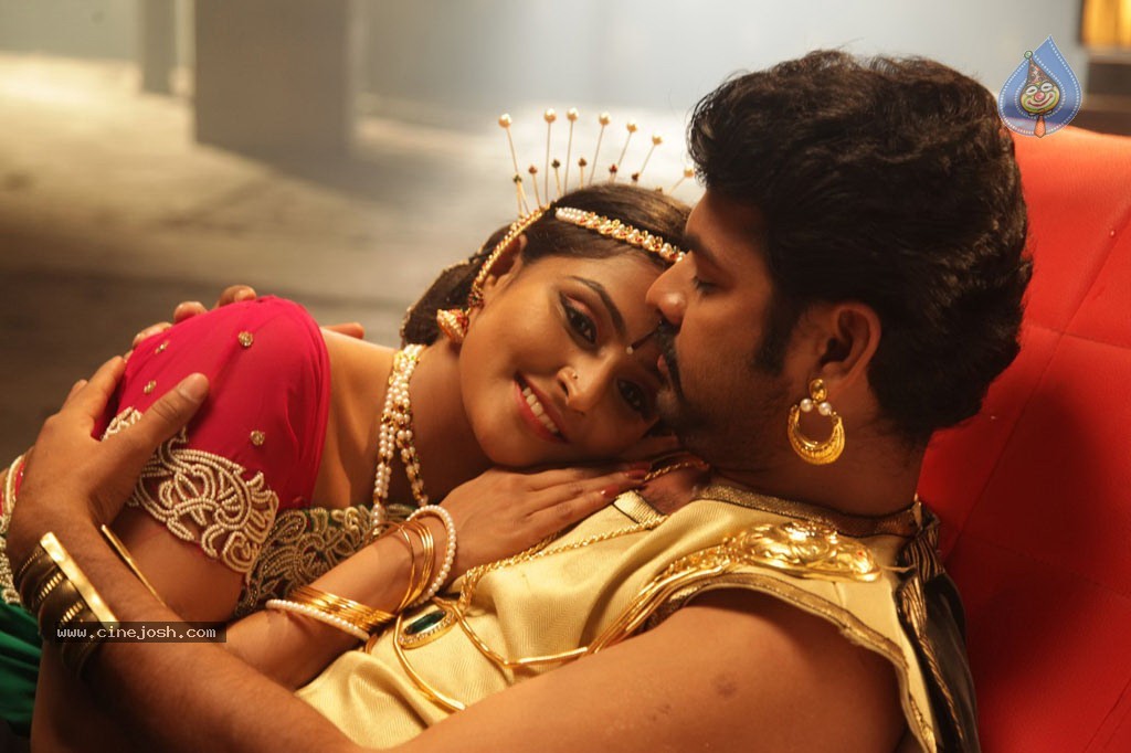 Rendavathu Padam Tamil Movie New Stills - 49 / 54 photos