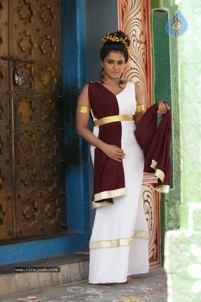 Rendavathu Padam Tamil Movie Photos - 47 / 90 photos