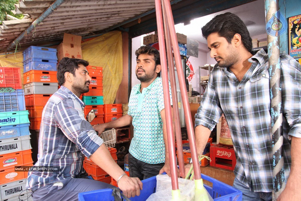 Rendavathu Padam Tamil Movie Photos - 77 / 90 photos