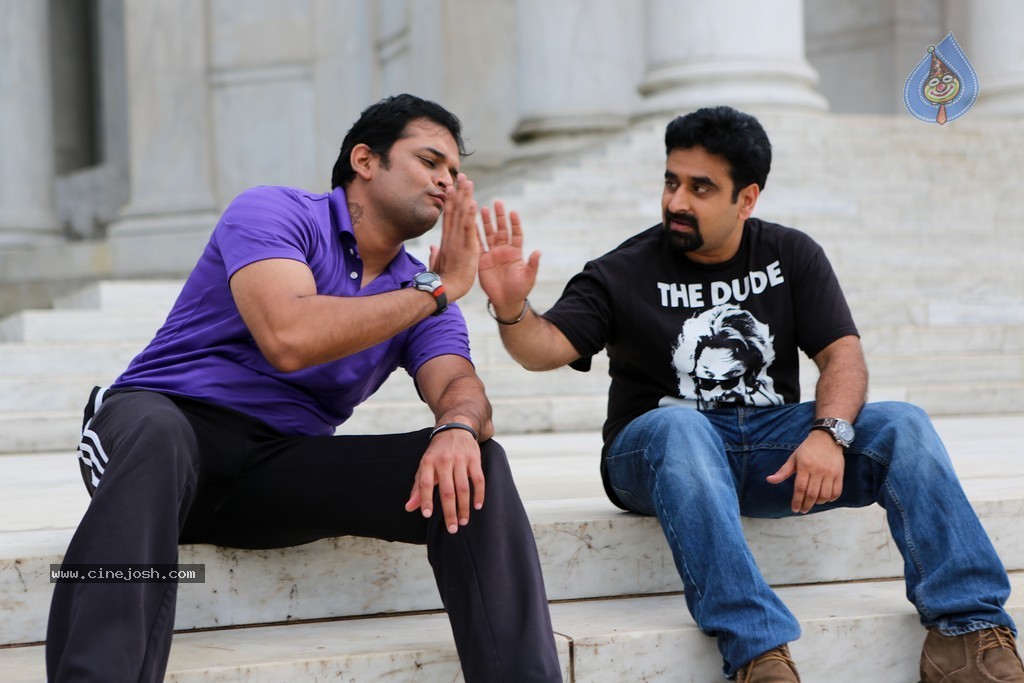 Rendu Rellu Naluge Movie Stills - 6 / 20 photos