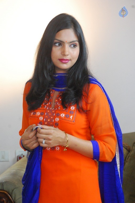 Reservation Movie New Stills - 23 / 25 photos