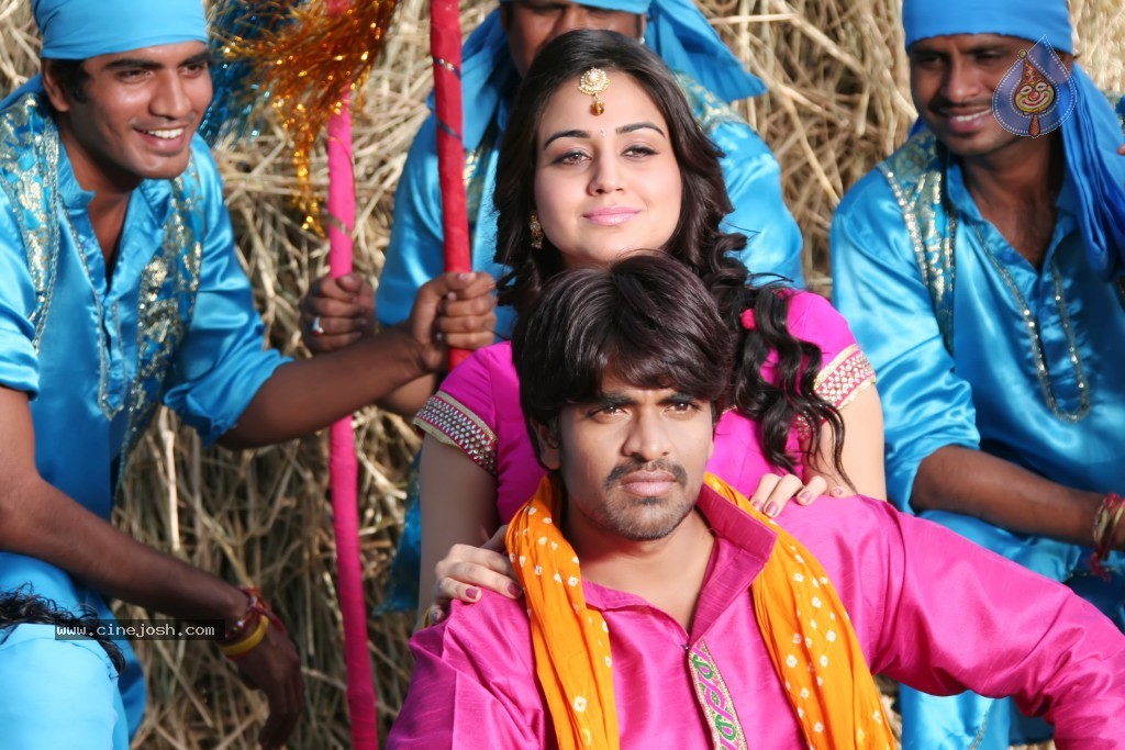 Rey Rey Movie New Photos - 6 / 40 photos