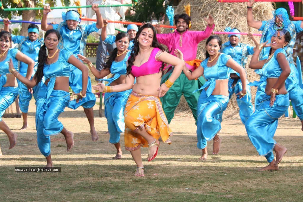 Rey Rey Movie New Photos - 12 / 40 photos