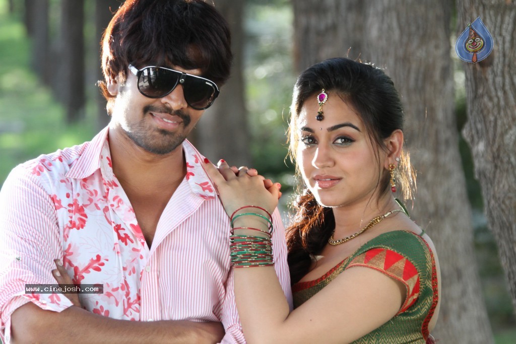 Rey Rey Movie New Photos - 17 / 40 photos