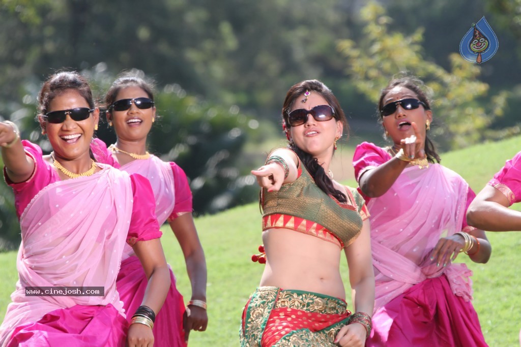 Rey Rey Movie New Photos - 35 / 40 photos