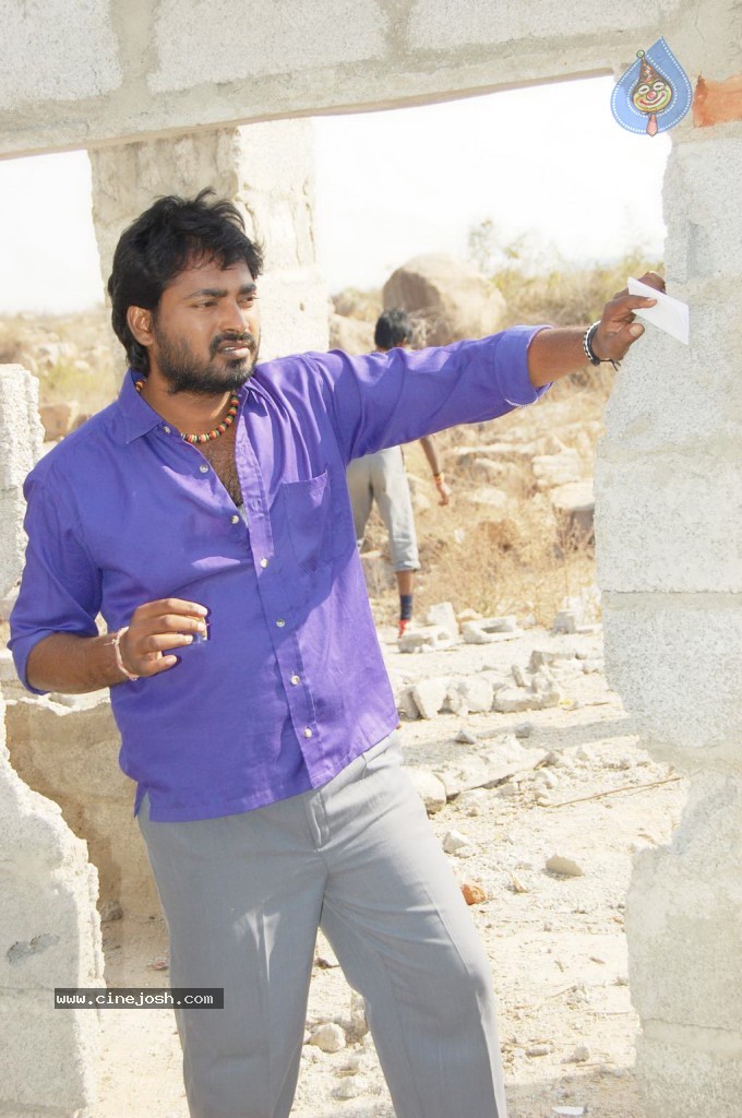 Road No 76 Chenchalguda Area Movie Stills - 30 / 52 photos