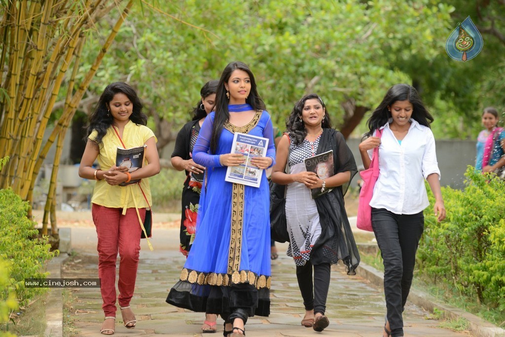 Romance with Finance Movie Stills - 52 / 145 photos