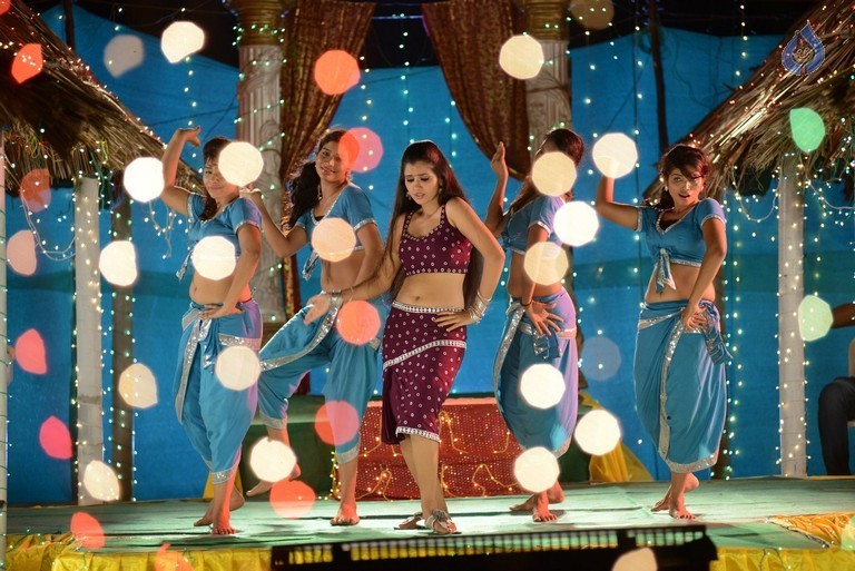 Romance with Finance New Stills - 19 / 120 photos