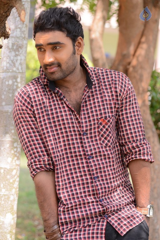 Romance with Finance New Stills - 20 / 120 photos