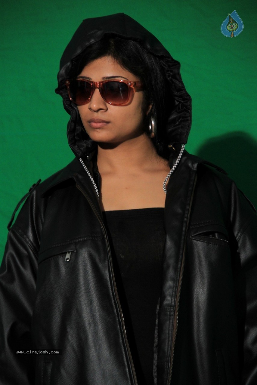 Romantic Target Movie Stills - 99 / 106 photos