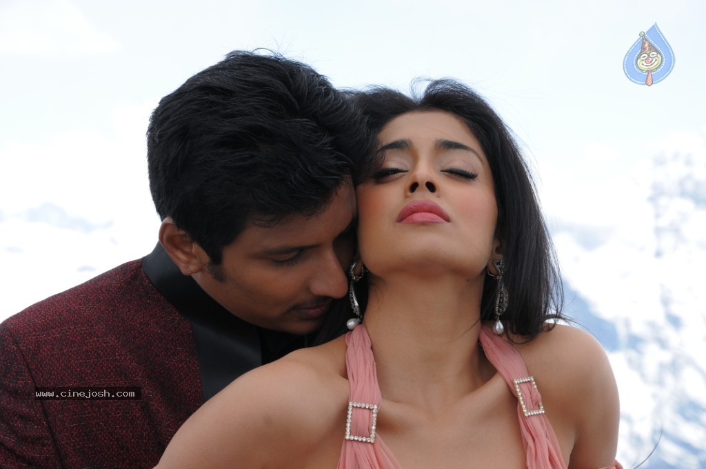 Roudram Movie Latest Stills - 55 / 85 photos