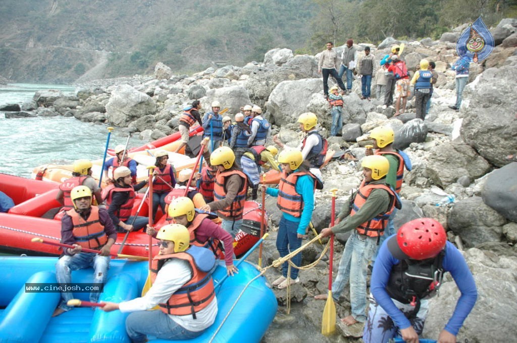 Routine Love Story Movie New Photos - 41 / 132 photos