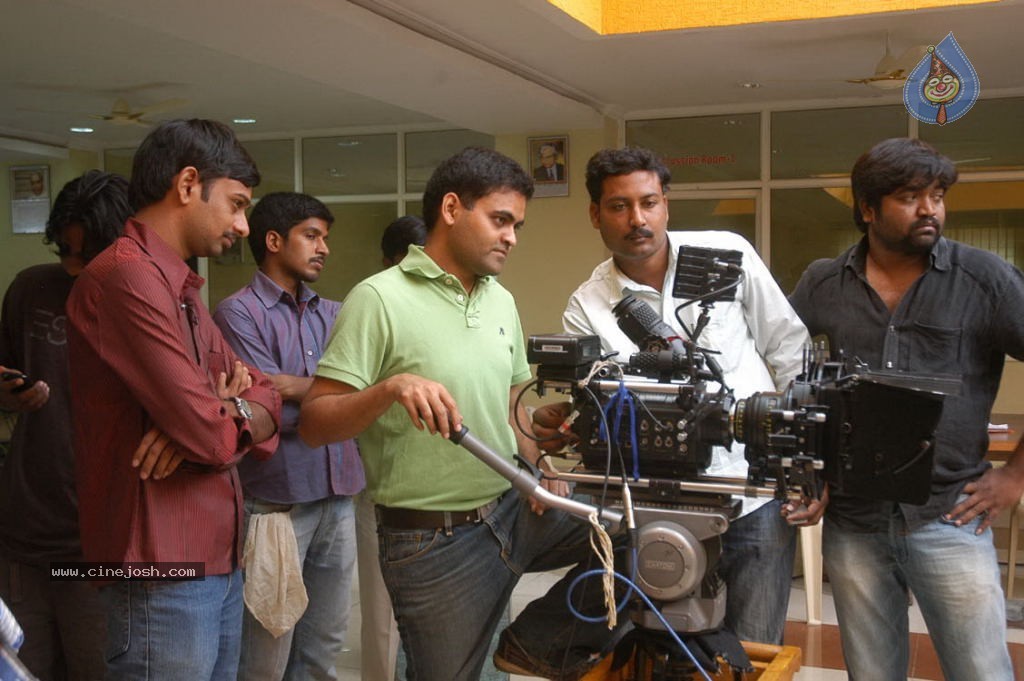 Routine Love Story Movie New Photos - 63 / 132 photos