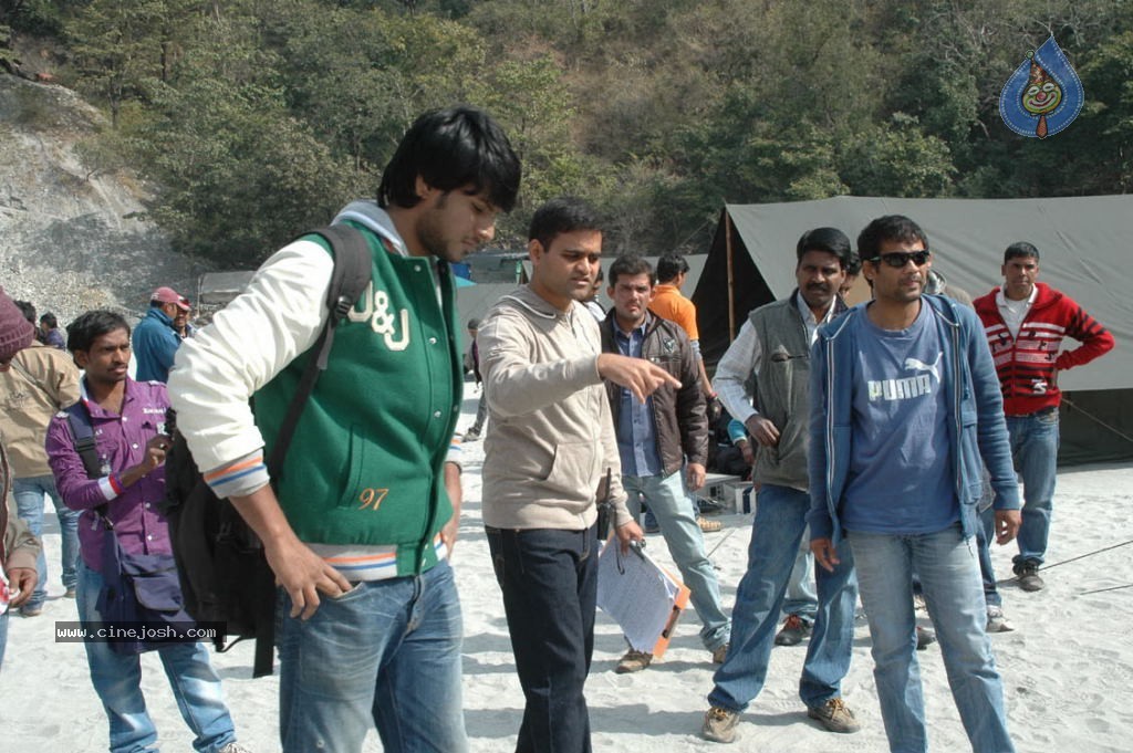 Routine Love Story Movie New Photos - 89 / 132 photos