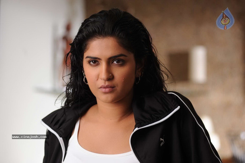 Rowdi Raja Tamil Movie Stills - 48 / 65 photos