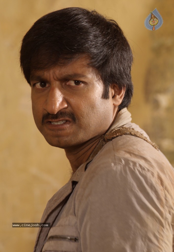 Sahasam Movie New Pics - 6 / 6 photos