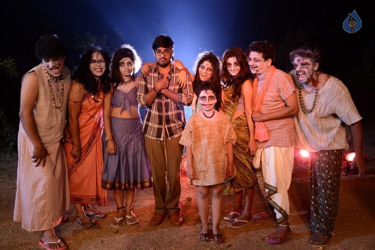 Sahasam Seyara Dimbaka Latest Photos - 2 / 57 photos