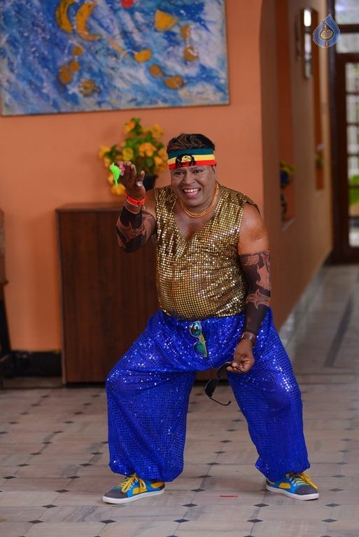 Sahasam Seyara Dimbaka Latest Photos - 28 / 57 photos