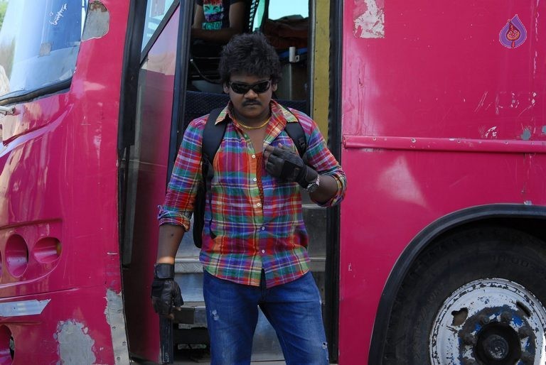 Sahasam Seyara Dimbaka Latest Photos - 36 / 57 photos