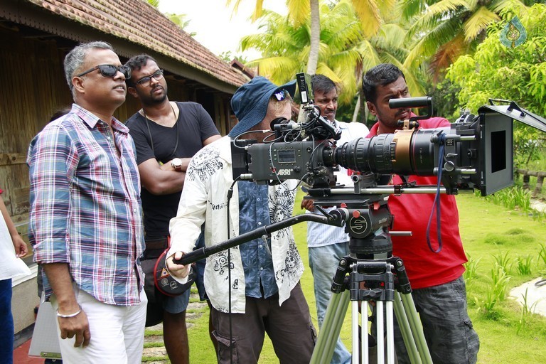 Sahasam Swasaga Saagipo Photos - 13 / 18 photos