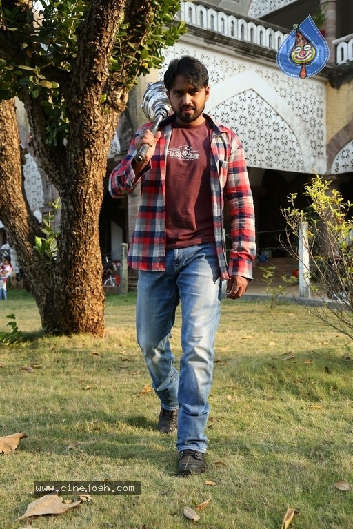 Sakalakala Vallabhudu Movie Stills And Working Stills - 1 / 28 photos